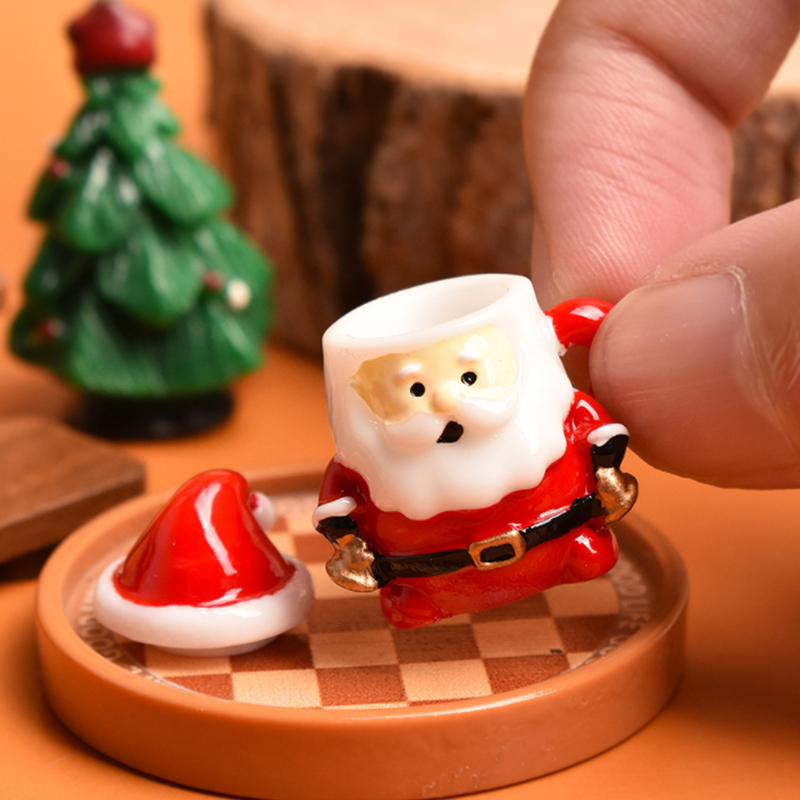 Crafting Resin - Ornamen Cangkir Teh Mini Santa -