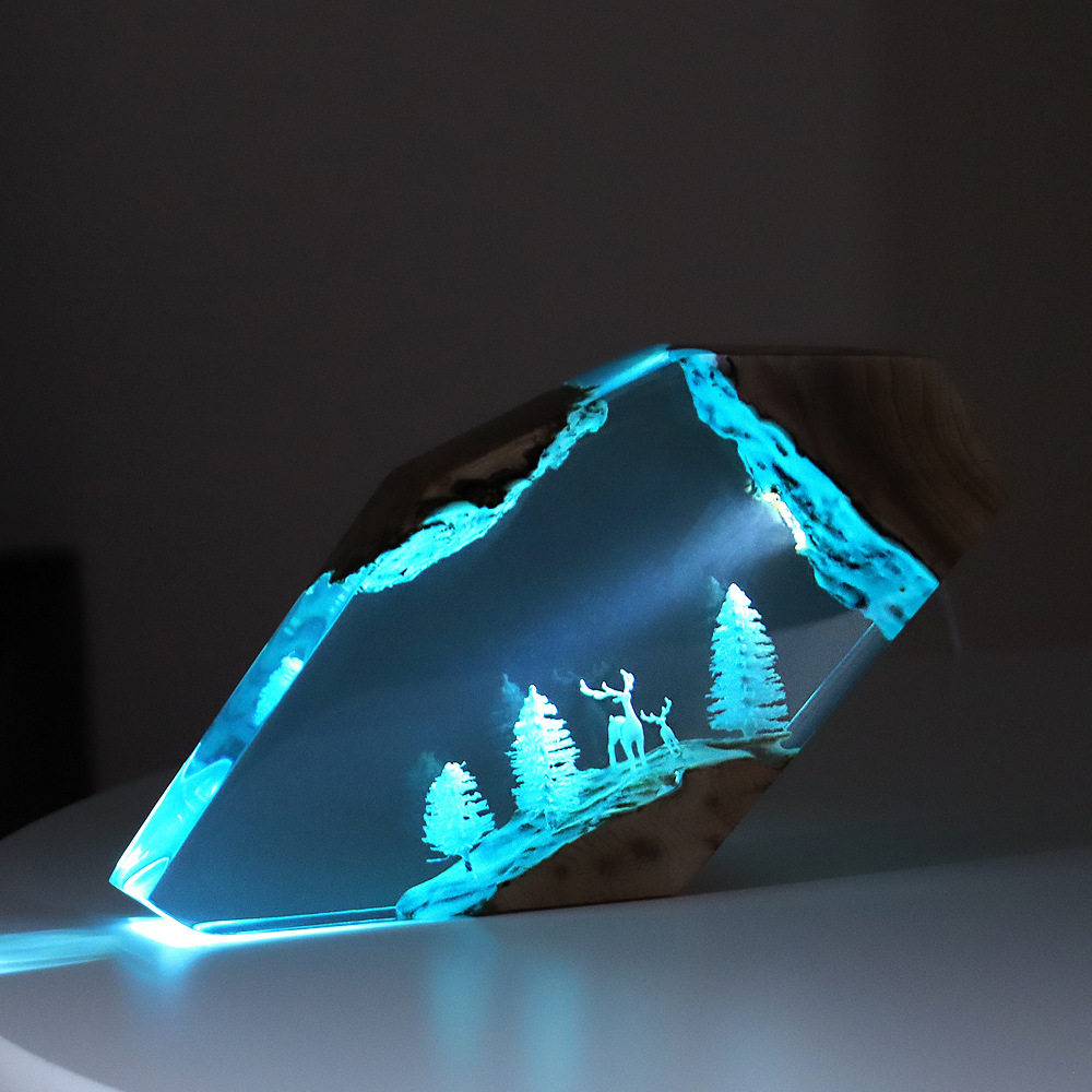 Crafting Resin - Ornamen Meja Peri Hutan Rusa, Seni